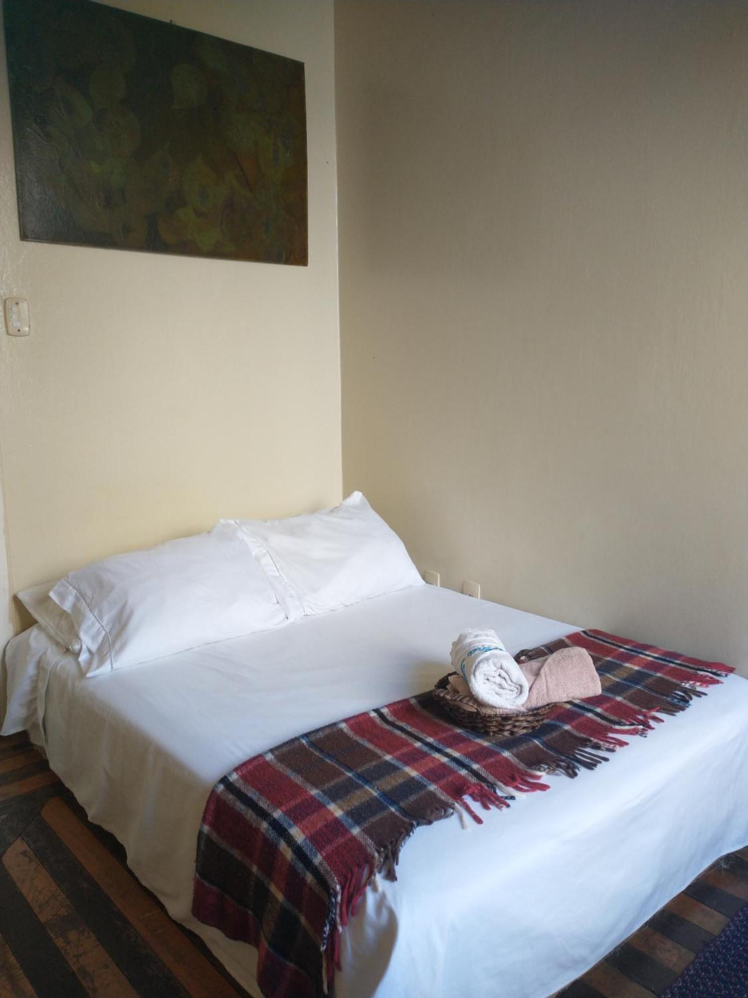 Guanaani Hostel Vitoria Ngoại thất bức ảnh