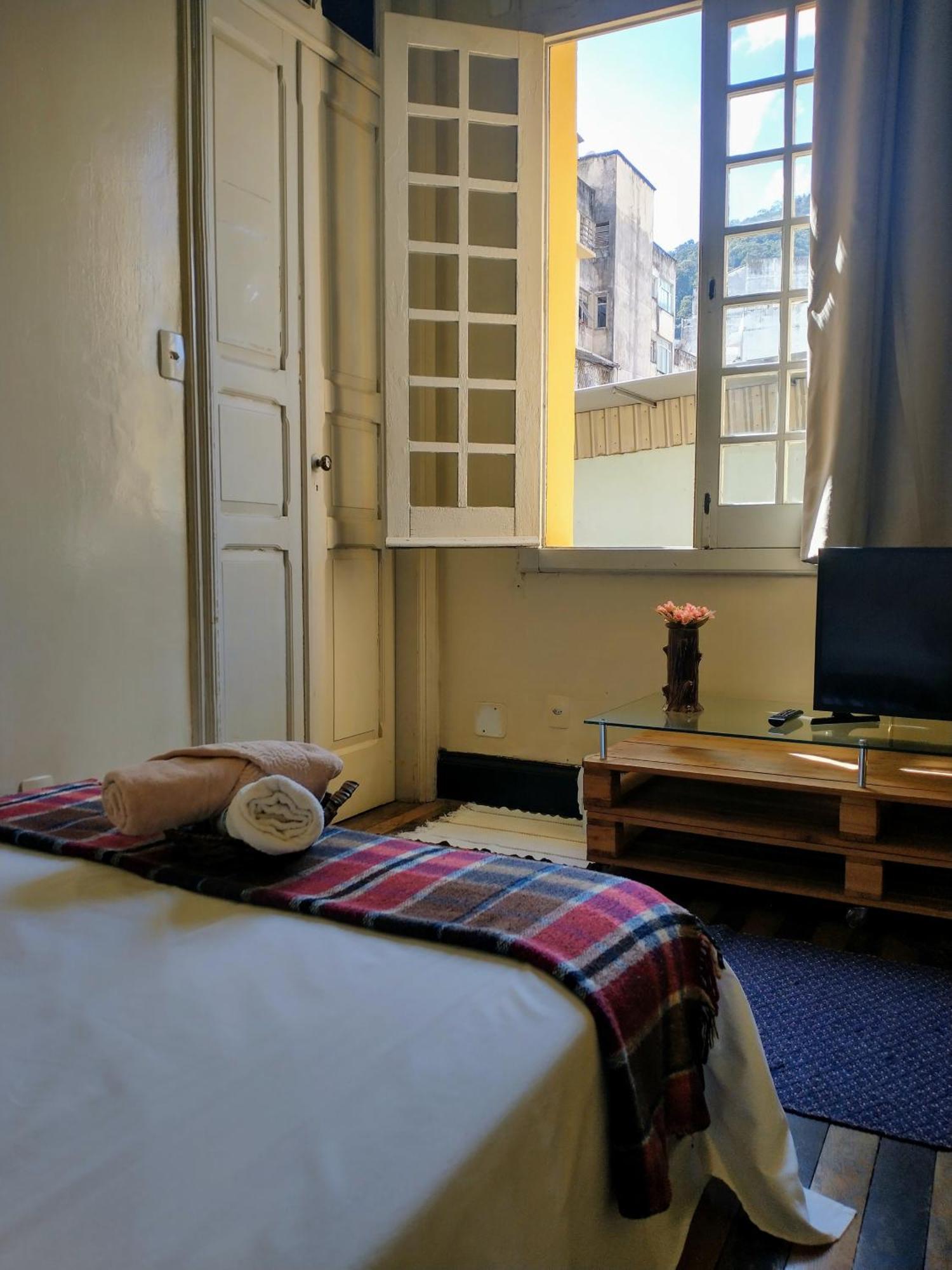 Guanaani Hostel Vitoria Ngoại thất bức ảnh